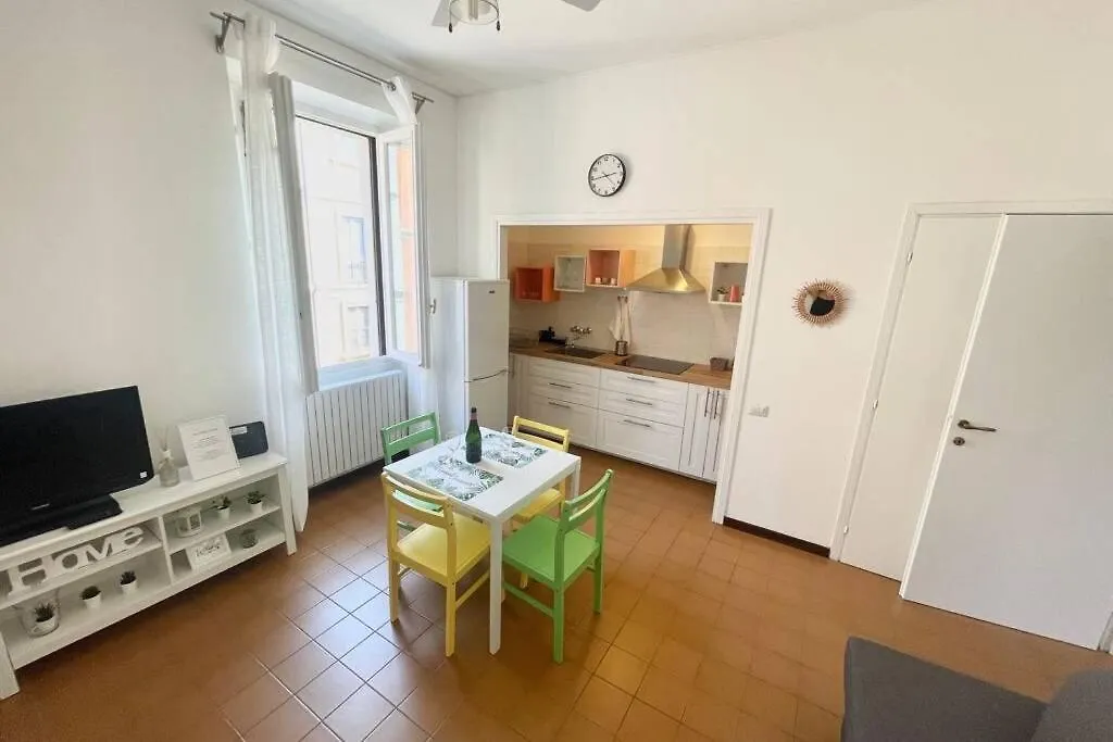 Solution Home Piazza Cinque Giornate Milan 0*,  Italy